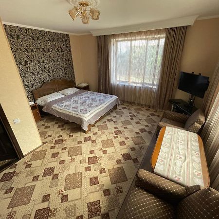 Guest House Eles カラコル エクステリア 写真