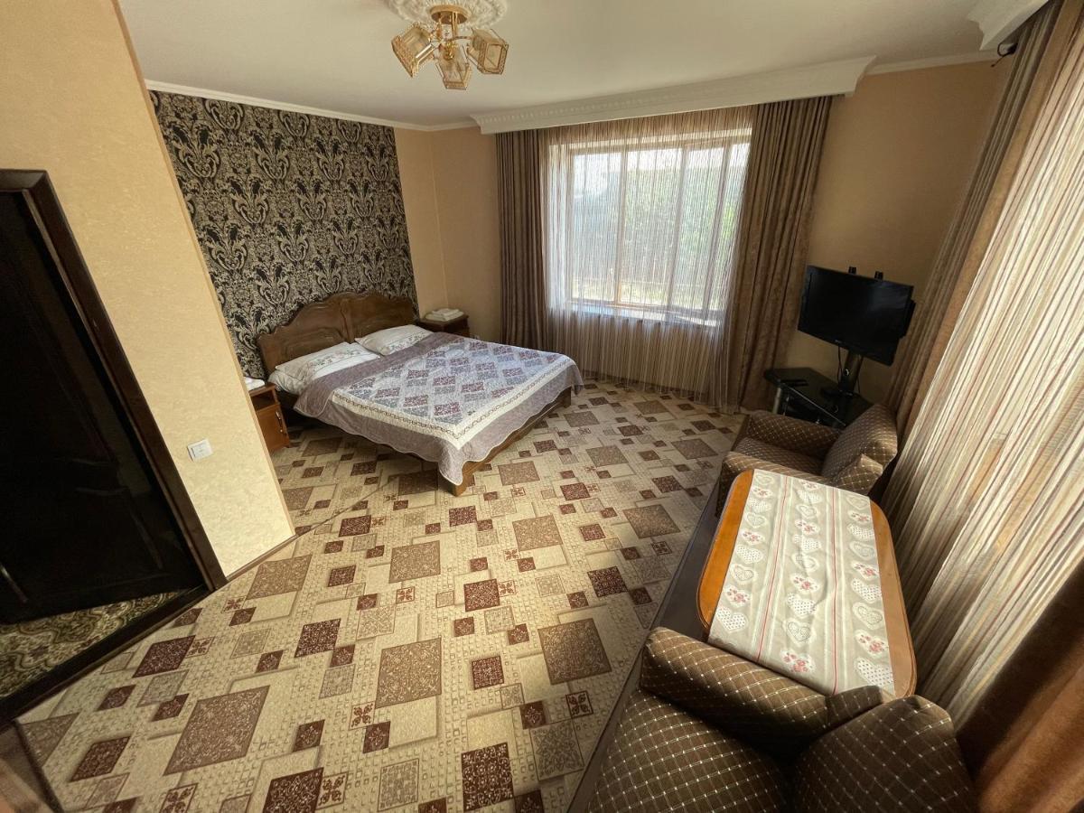Guest House Eles カラコル エクステリア 写真