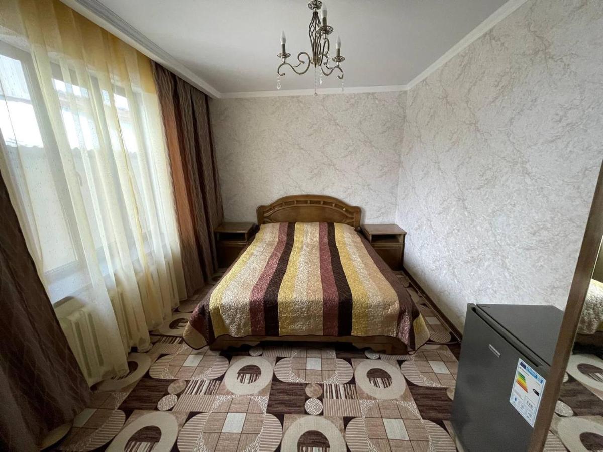 Guest House Eles カラコル エクステリア 写真